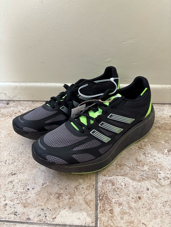 Men’s adidas Adizero Aruku - Core Black / Grey Four / Signal Green- JQ8207